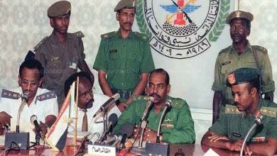 Photo of القضاء السوداني يصدر مذكرات اعتقال بحق البشير وبقية قادة انقلاب 1989