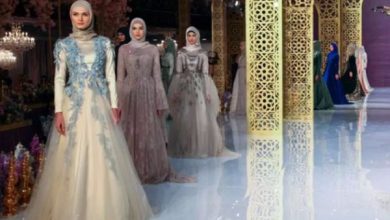 Photo of مجموعة من الملابس الإسلامية من تصميم ابنة الرئيس الشيشاني في عرض للأزياء بباريس