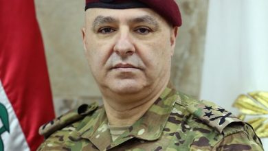 Photo of قائد الجيش في أمر اليوم: سنواجه أي محاولات للعبث بالسلم الأهلي أو إخلال بالأمن أو ضرب العيش المشترك