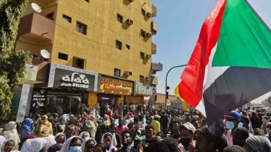 Photo of السودان: مقتل ثلاثة متظاهرين في احتجاجات جديدة بشوارع الخرطوم