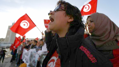 Photo of المصاعب الاقتصادية تهدد بفوضى اجتماعية وسياسية في تونس