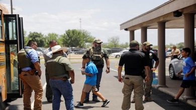 Photo of صدمة في الولايات المتحدة مع مقتل 19 طفلا وبالغين اثنين في عملية إطلاق نار في تكساس