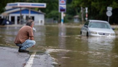 Photo of 28 قتيلاً جراء ضحايا فيضانات كنتاكي وتكثيف الجهود لانقاذ الضحايا