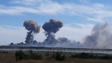 Photo of سلسلة انفجارات تهز شبه جزيرة القرم وروسيا تقول انها «اعمال تخريبية»