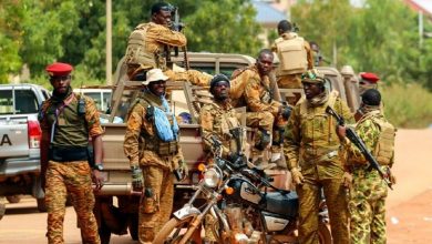 Photo of مقتل 14 شخصاً على الأقلّ في هجومين في شمال بوركينا فاسو