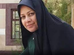 Photo of إيران: إيداع ابنة شقيقة خامنئي السجن بعد وصفها السلطات بـ«النظام المجرم وقاتل الأطفال»