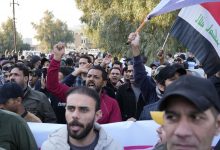 Photo of ثمانية جرحى خلال تظاهرة في بغداد احتجاجاً على إحراق مصحف في ستوكهولم