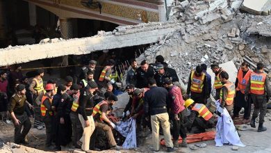 Photo of باكستان: ارتفاع حصيلة قتلى تفجير مسجد داخل مقر للشرطة في بيشاور الى 83 قتيلاً