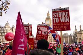 Photo of البريطانيون ينفذون اكبر إضراب تشهده البلاد منذ عشرة أعوام