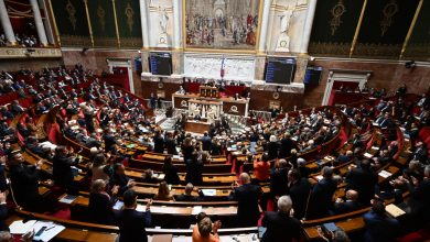 Photo of تصويت برلماني لحجب الثقة عن الحكومة الفرنسية على خلفية إصلاح نظام التقاعد