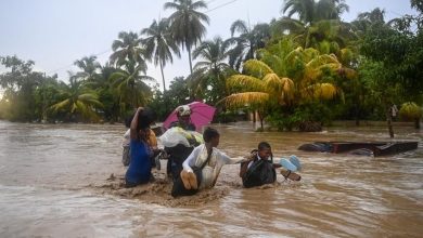Photo of مقتل 42 شخصاً على الأقل وآلاف النازحين جراء فيضانات في هايتي