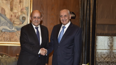 Photo of ابرز العقد التي تواجه الموفد القطري تمسك الثنائي بترشيح سليمان فرنجية