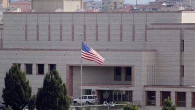 Photo of متحدث باسم السفارة الأميركية في لبنان: إطلاق نار بالقرب من المدخل مساء ولا إصابات