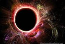 Photo of علماء فلك يرصدون ثقباً أسود هائلاً يمتص ما يزيد عن شمس واحدة يومياً