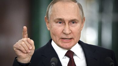 Photo of بوتين مستعد لمفاوضات وقف إطلاق النار ويحذر من حرب عالمية ثالثة