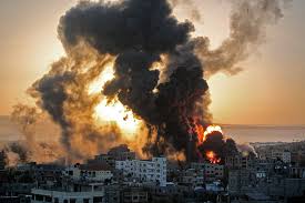 Photo of قصف مدفعي كثيف على المناطق الجنوبية لمدينة غزة