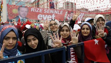 Photo of الانتخابات المحلية التركية: حزب الشعب الجمهوري «يلحق أكبر هزيمة» بأردوغان