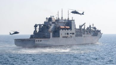 Photo of الجيش الأميركي يشتبك مع 5 طائرات مسيرة فوق البحر الأحمر