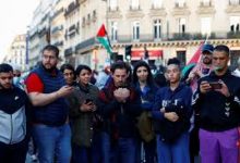 Photo of الآلاف يحتشدون في باريس احتجاجاً على هجوم إسرائيل في غزة